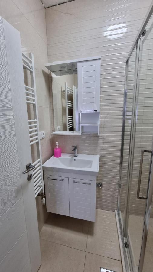 Elan Luxury Apartments & Rooms พลาฟ ภายนอก รูปภาพ